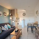 Апартаменти Ensoleille Avec Grande Terrasse Plein Sud & Piscine, A Deux Pas Des Plages Et Du Centre