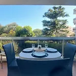 Ensoleille Avec Grande Terrasse Plein Sud & Piscine, A Deux Pas Des Plages Et Du Centre Антіб