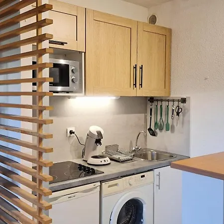 Avec Piscine, Quartier Calme Proche Centre Et Plages D'antibes Apartman *