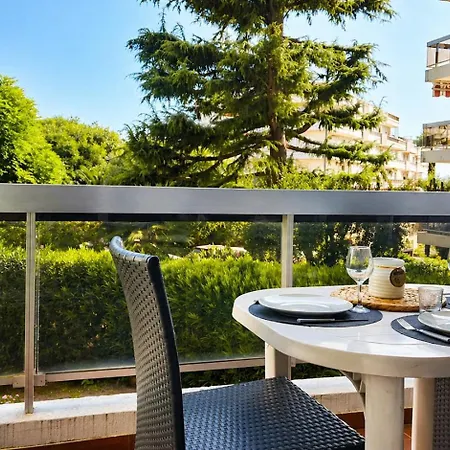 Апартаменти Climatise Avec Piscine, Proche Centre Et Plages D'antibes *