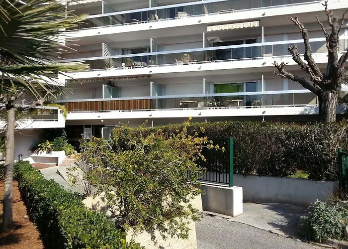 Apartman Avec Piscine, Quartier Calme Proche Centre Et Plages D'antibes